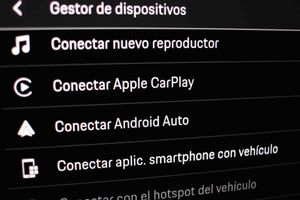 Porsche Panamera 4 E-Hybrid - Foto 74