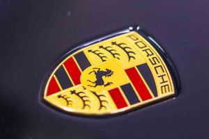 Porsche Panamera 4 E-Hybrid - Foto 9