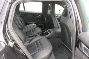 Porsche Panamera 4 E-Hybrid - Foto 7