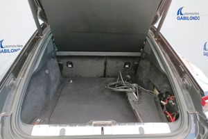 Porsche Panamera 4 E-Hybrid - Foto 8