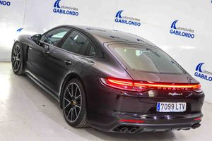 Porsche Panamera 4 E-Hybrid - Foto 16