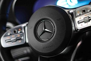 Mercedes GLC Coupé GLC 300 e 4MATIC **AMG Line** - Foto 38