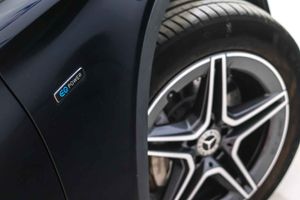 Mercedes GLC Coupé GLC 300 e 4MATIC **AMG Line** - Foto 24