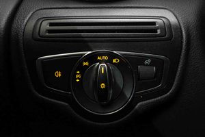 Mercedes GLC Coupé GLC 300 e 4MATIC **AMG Line** - Foto 35