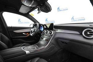 Mercedes GLC Coupé GLC 300 e 4MATIC **AMG Line** - Foto 50
