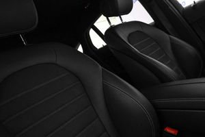 Mercedes GLC Coupé GLC 300 e 4MATIC **AMG Line** - Foto 51