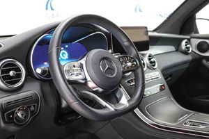 Mercedes GLC Coupé GLC 300 e 4MATIC **AMG Line** - Foto 5