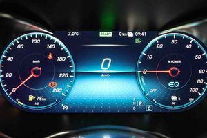 Mercedes GLC Coupé GLC 300 e 4MATIC **AMG Line** - Foto 44