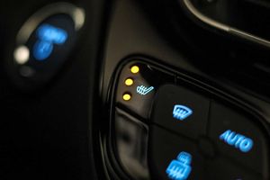 Toyota C-HR 2.0 180H Advance - Foto 47