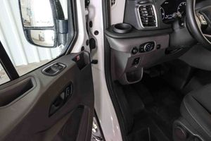 Ford Transit 2T PE L3H1 Trend Business *Eléctrico* **Caja abierta** - Foto 29