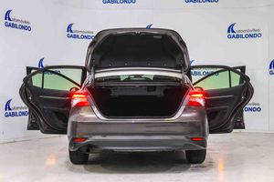 Toyota Camry 2.5 220H Advance - Foto 23