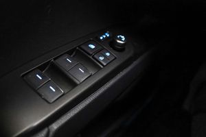 Toyota Camry 2.5 220H Advance - Foto 28