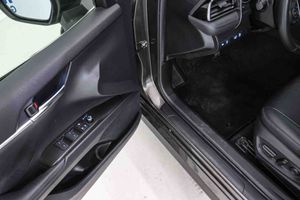 Toyota Camry 2.5 220H Advance - Foto 27