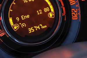 Fiat 500 Club 1.0 Hybrid 51KW (70 CV) - Foto 6