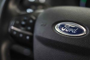 Ford Transit E-Transit 350 L2H2 135kW 75/68kWh Trend Business *Eléctrico* - Foto 34