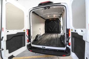 Ford Transit E-Transit 350 L2H2 135kW 75/68kWh Trend Business *Eléctrico* - Foto 24