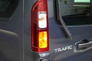 Renault Trafic Equilibre Largo Ene Blue dCi 110kW ** 9 Plazas** - Foto 16