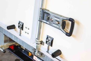 Ford Transit L4 2.0 Ecoblue Trend Business **Chasis cabina** - Foto 13