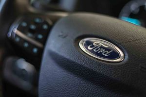 Ford Transit L4 2.0 Ecoblue Trend Business **Chasis cabina** - Foto 22