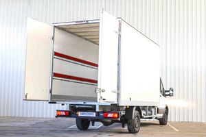 Ford Transit L4 2.0 Ecoblue Trend Business **Chasis cabina** - Foto 15