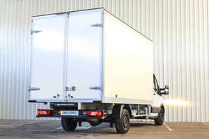 Ford Transit L4 2.0 Ecoblue Trend Business **Chasis cabina** - Foto 9