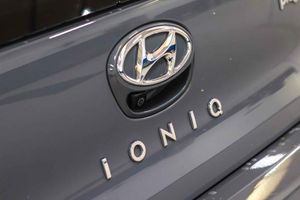 Hyundai IONIQ 1.6 GDI PHEV Klass DCT - Foto 15