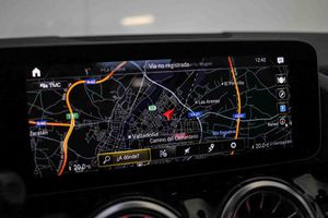 Mercedes Clase B B 180 d **AMG Line** Techo panorámico** - Foto 56