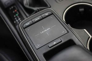 Lexus RC 2.5 300h Executive Navigation - Foto 46