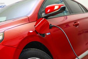 Hyundai IONIQ 1.6 GDI PHEV Klass DCT - Foto 9