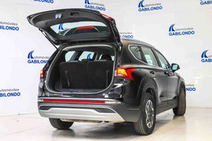 Hyundai Santa Fe 1.6 TGDi HEV Klass Auto 4x2 **7 Plazas** - Foto 15