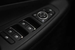 Hyundai Santa Fe 1.6 TGDi HEV Klass Auto 4x2 **7 Plazas** - Foto 27