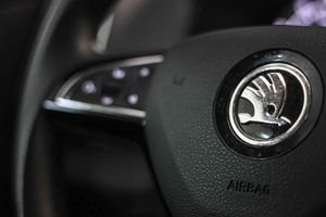 Skoda Karoq 1.5 TSI 110kW (150CV) DSG ACT Ambition - Foto 34