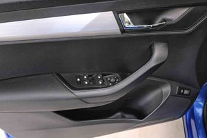 Skoda Karoq 1.5 TSI 110kW (150CV) DSG ACT Ambition - Foto 29