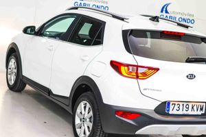 Kia Stonic 1.2 CVVT 62kW (84CV) Drive Eco-Dynamics - Foto 26