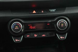 Kia Stonic 1.2 CVVT 62kW (84CV) Drive Eco-Dynamics - Foto 43