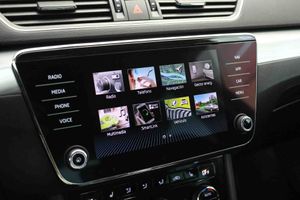 Skoda Superb L&K 1.4 TSI iV P-HEV 160kW DSG - Foto 49