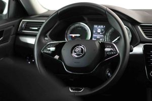 Skoda Superb L&K 1.4 TSI iV P-HEV 160kW DSG - Foto 31