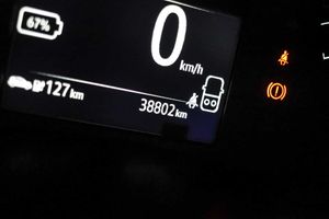 Dacia Spring Essential Electric 33kW (45CV) - Foto 6