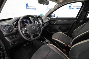 Dacia Spring Essential Electric 33kW (45CV) - Foto 28