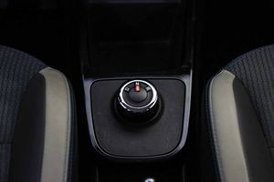 Dacia Spring Essential Electric 33kW (45CV) - Foto 40