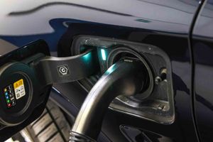 BMW X3 xDrive30e xLine **M Sport** - Foto 8