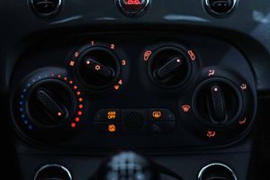 Fiat 500 Lounge 1.0 6v GSE 52KW (70 CV) - Foto 41