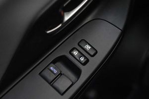 Toyota Yaris 1.5 100H Active - Foto 29