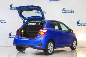 Toyota Yaris 1.5 100H Active - Foto 16