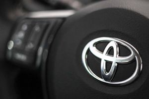 Toyota Yaris 1.5 100H Active - Foto 34