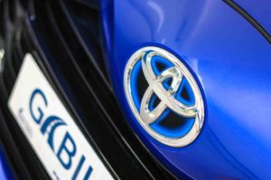 Toyota Yaris 1.5 100H Active - Foto 8