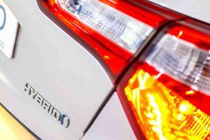 Toyota Yaris 1.5 100H Active - Foto 22