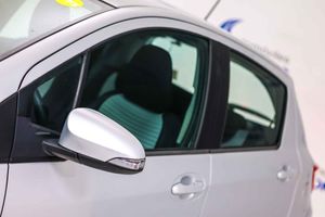 Toyota Yaris 1.5 100H Active - Foto 17