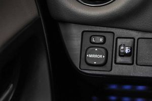 Toyota Yaris 1.5 100H Active - Foto 29