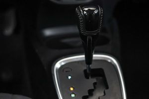 Toyota Yaris 1.5 100H Active - Foto 42